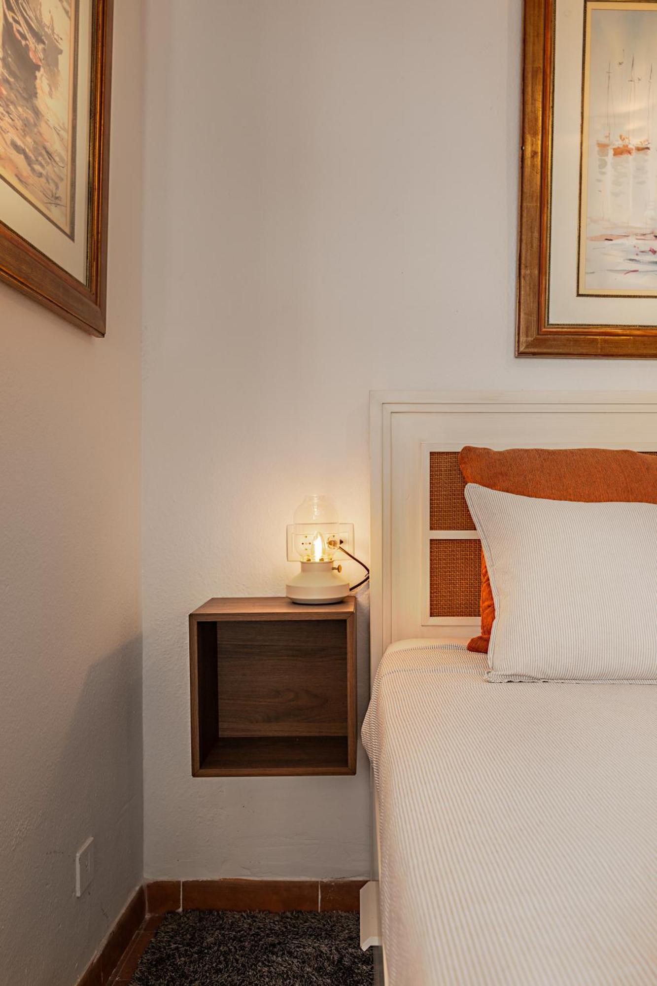 Duquesa Port Studio Apartment - Bright Sunlit Terrace มานิลบา ภายนอก รูปภาพ