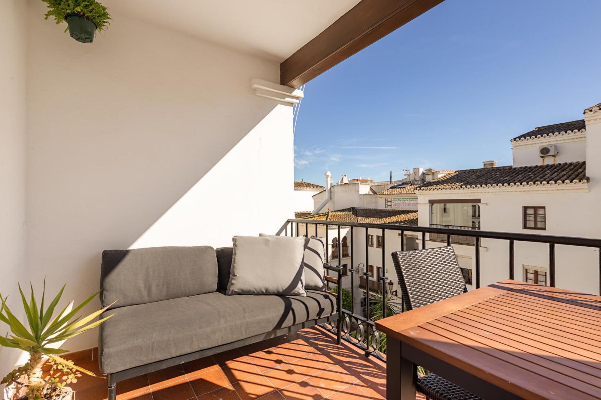 Duquesa Port Studio Apartment - Bright Sunlit Terrace มานิลบา ภายนอก รูปภาพ