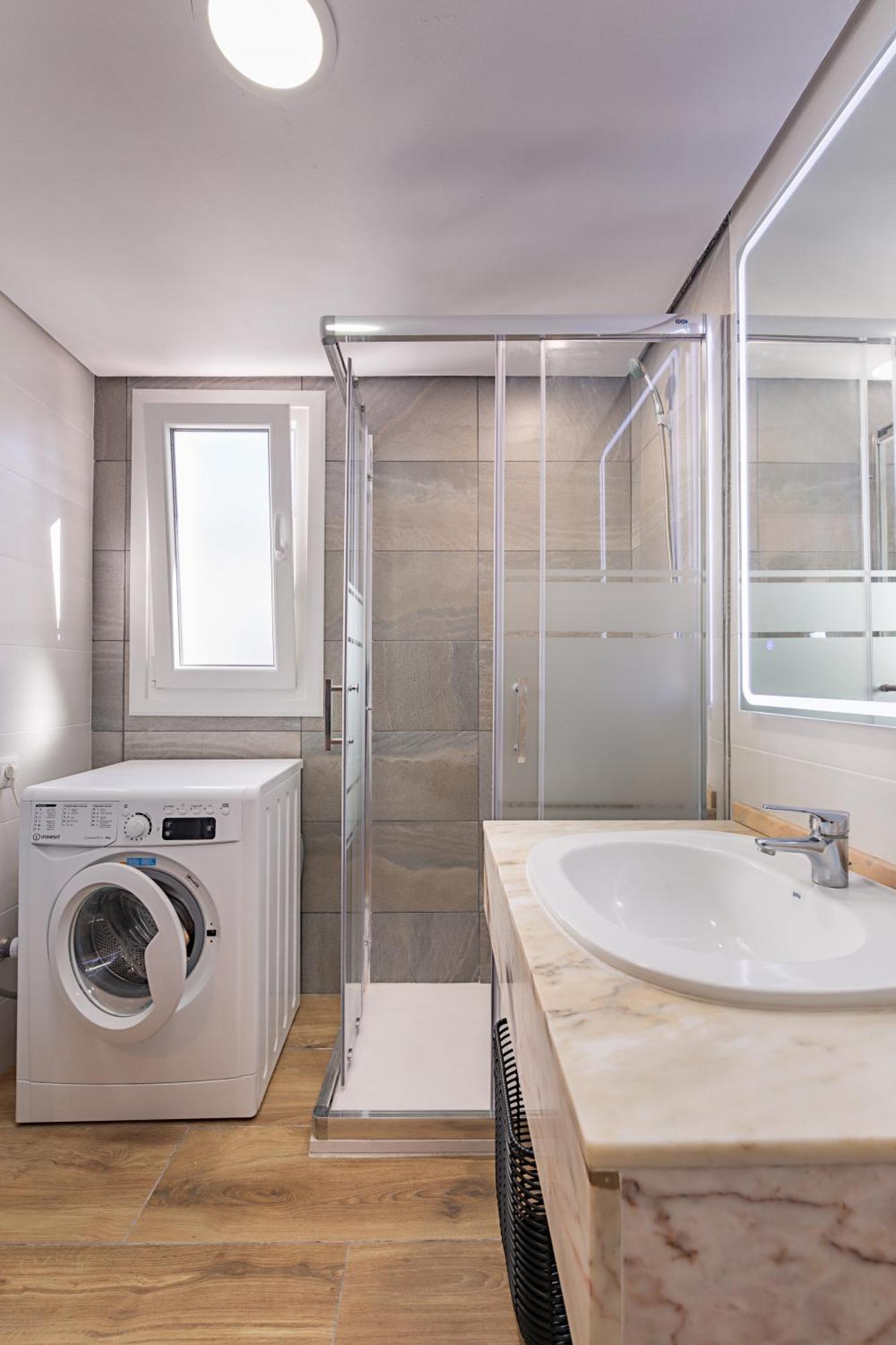 Duquesa Port Studio Apartment - Bright Sunlit Terrace มานิลบา ภายนอก รูปภาพ